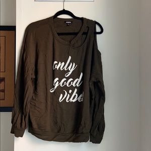 long sleeve cold shoulder cut out sweatshirt green